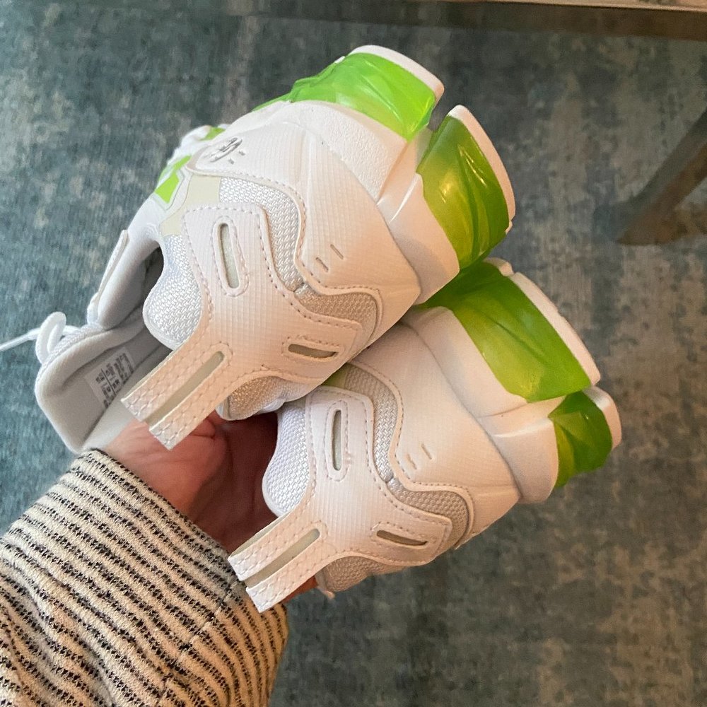 NEW nib ASICS  gel quantum 180 white lime green women's Running Shoe sz 8.5 M - Picture 3 of 3